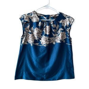 Banana Republic blouse size Medium petite